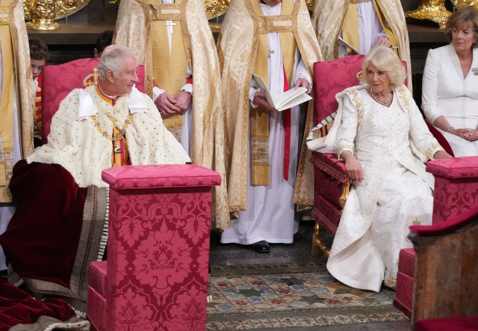 Král Karel III. a královna Camilla na korunovaci