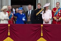 Královna Alžběta II. oslavila narozeniny: Kate se ukázala naposledy před porodem na veřejnosti!