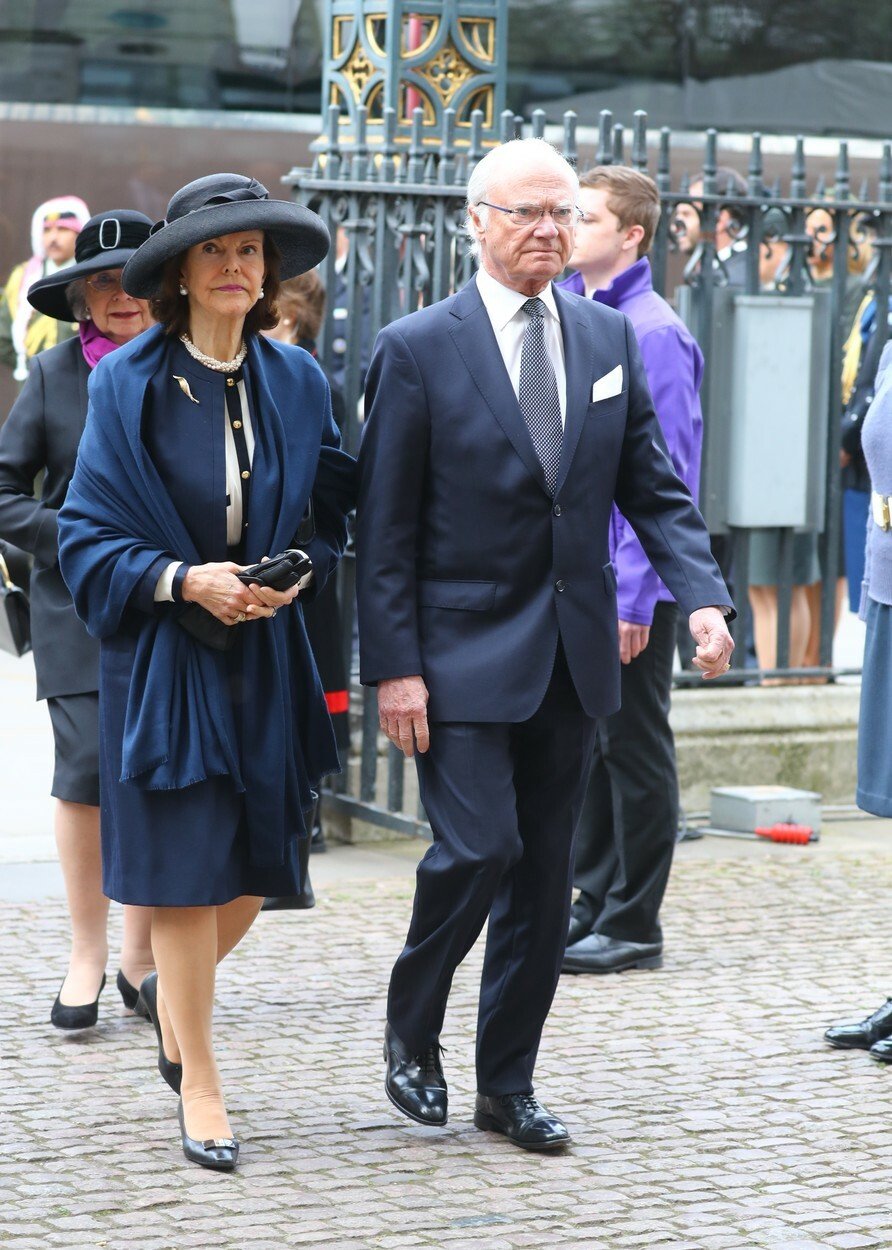 Vzpomínková mše na prince Philipa ve Westminsterském opatství - Švédská královna Silvia a švédský kárl Carl XVI Gustav