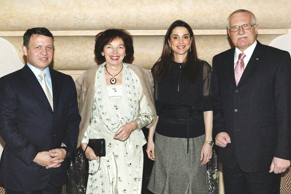 Jordánský král a královna s bývalým českým prezidentem Václavem Klausem a první dámou Livií