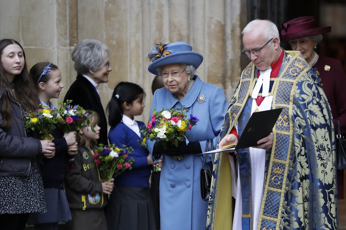 Královna Alžběta II. ve Westminsterském opatství.