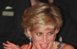 1996 - Diana na zmíněném turné po Austrálii, ze kterého neměli v paláci radost.