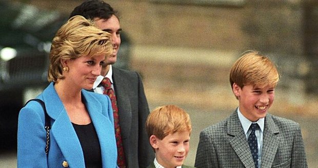 Princ Harry s bratrem a matkou