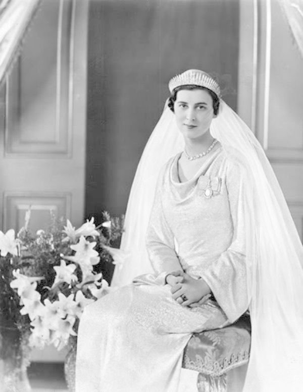Řecká princezna Marina, babička britské královny Alžběty II., ve svatební den