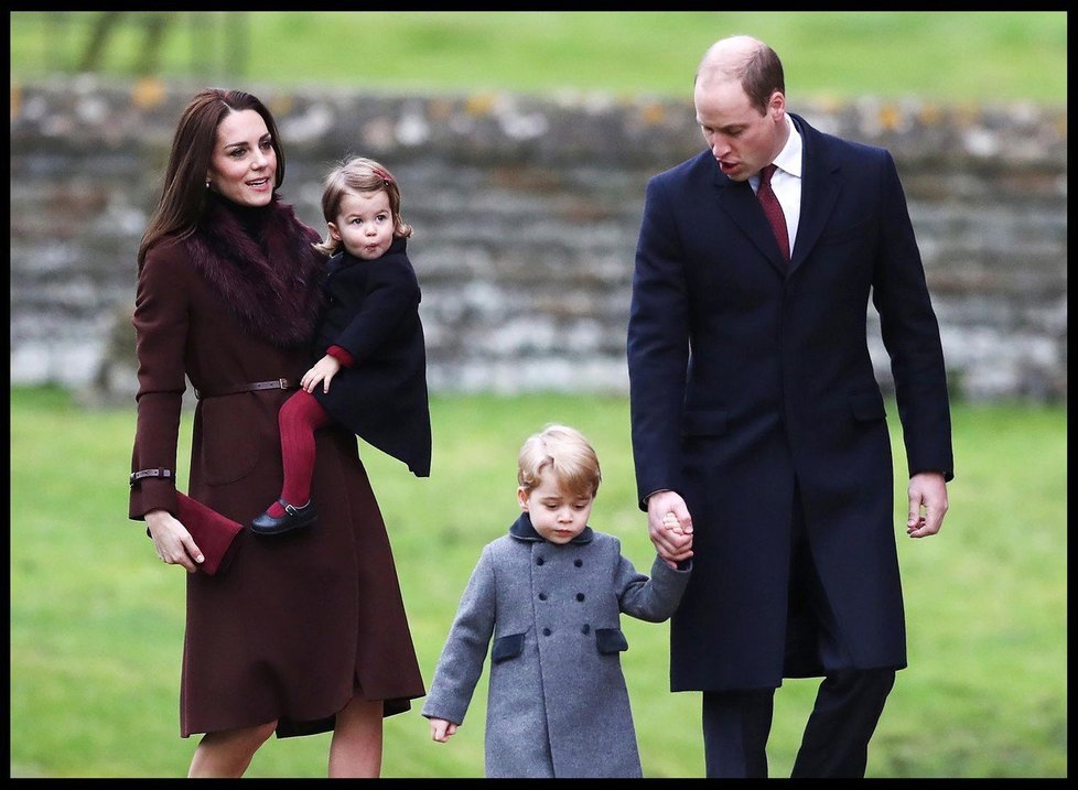 William a Kate a dětmi o Vánocích 2016 jdou na mši