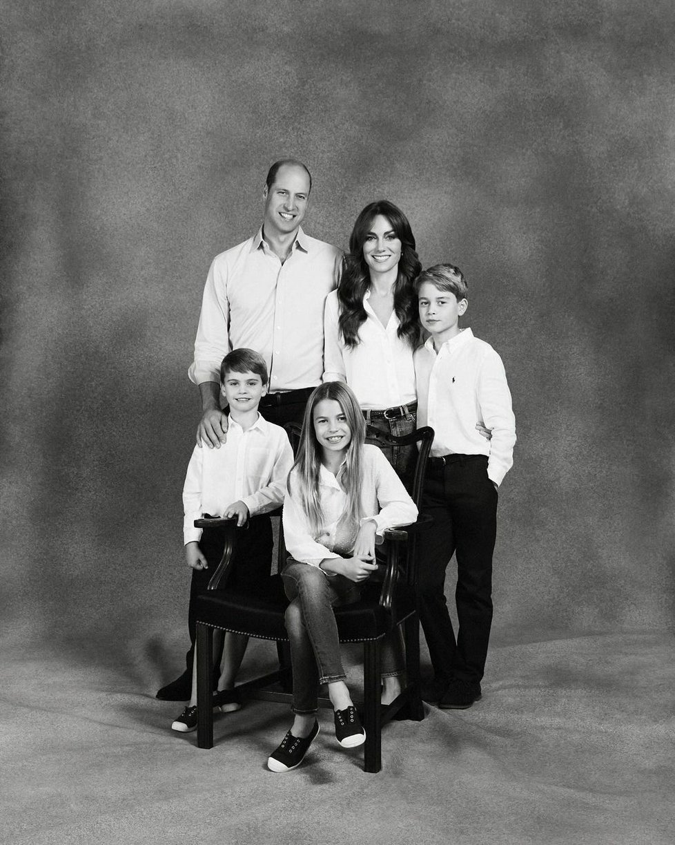 Vánoční přání královské rodiny - William, Kate, George, Charlotte a Louis