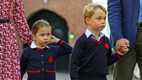 Princezně Charlotte už jsou čtyři a letos začala chodit do školy, stejné, jako její šestiletý bratr George