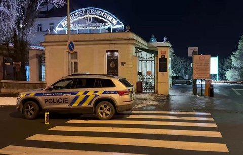 Znásilnili kamarádku (14) v nemocnici?! Opilí popíjeli dál přímo na pokoji. Dalo se incidentu zabránit?