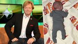 Maroš Kramár (64) se pochlubil: K Vánocům miminko!