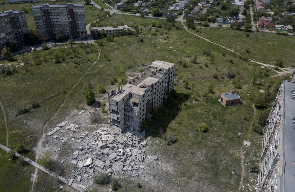 Zdevastovaný Kramatorsk v Doněcké oblasti (26. 5. 2022)