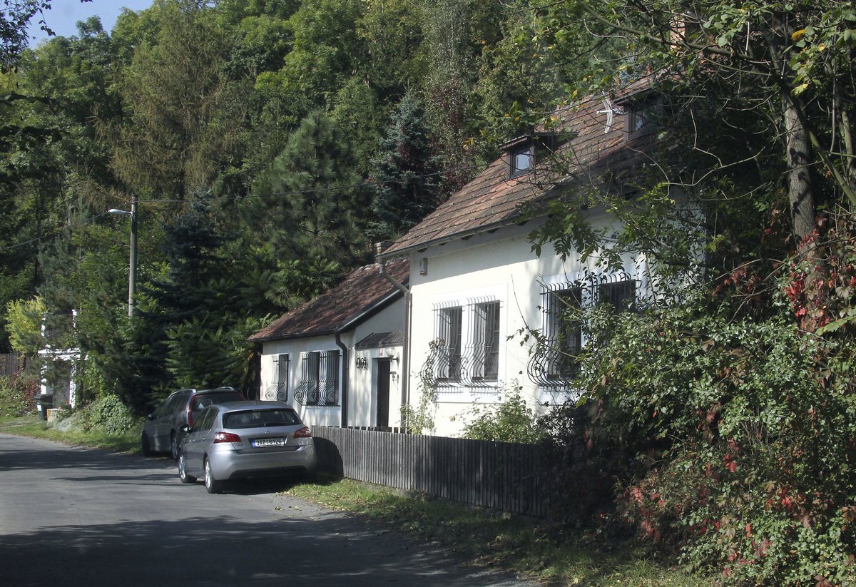 Jiří Krampol se domníval, že se prodejem domu zbaví starostí. Zatím mu přibyly jiné. 