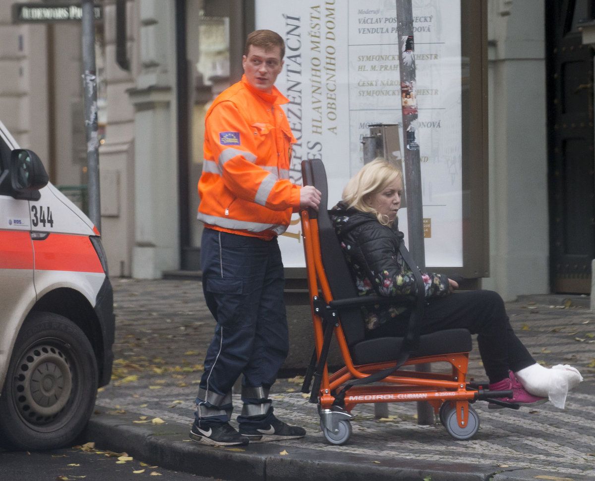 Na Bělehrad! Hanka míří za lékařem. 