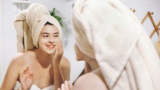 Domácí beauty salón: Vyrobte si masku na obličej a užijte si relax!