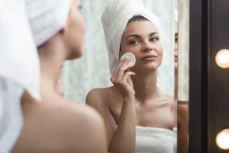 Chemie v koupelně: Jakým látkám se v kosmetice  raději vyhnout?