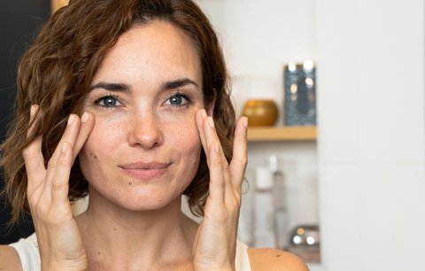 Diagnóza podle obličeje: Jak poznáte, že máte problém s ledvinami nebo srdcem?