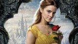 Emma Watson se v roli Krásky zamiluje do zvířete. Podívejte se na úchvatné záběry z filmu Kráska a zvíře