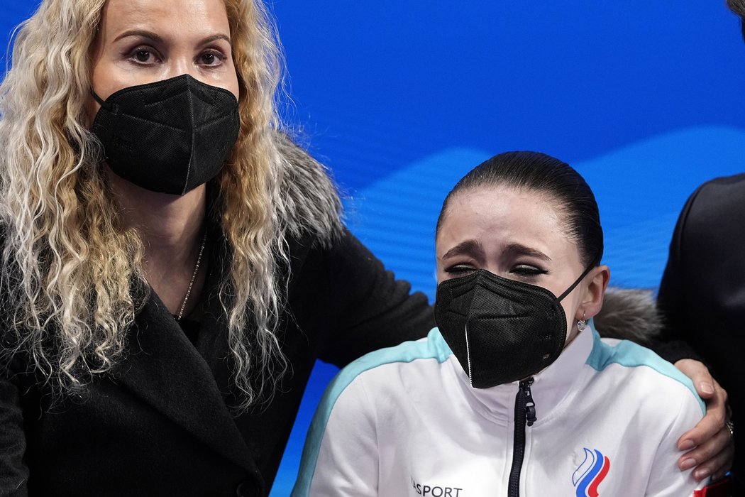 Kamila Valijevová přišla o olympijskou medaili a po své jízdě se rozplakala