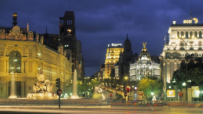 Krásu Madridu si můžete vychutnat ve dne i v noci.