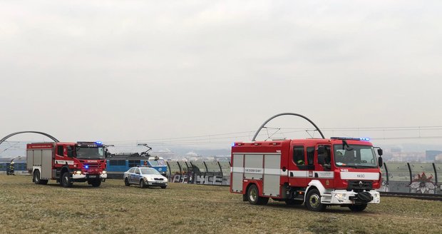 Na železnici pod Krejcárkem došlo ke střetu vlaku s chodcem.