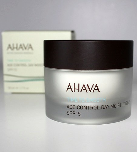 Ahava Omlazující hydratační krém pro zralou pleť, 1020 Kč (50ml), koupíte na www.ahava.cz