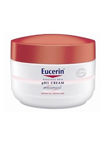 Eucerin pH5 Hydratační krém na obličej a tělo, 269 Kč (75ml), koupíte v síti lékáren