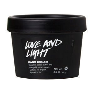 LUSH love and light krém na ruce, 375 Kč, koupíte na www.lush.cz