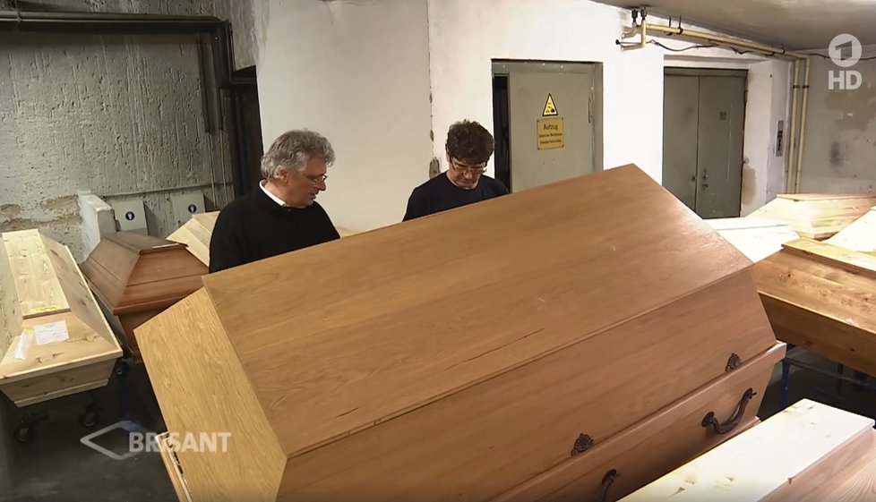 Krematorium v německé Míšni si poradí i s XXL nebožtíky