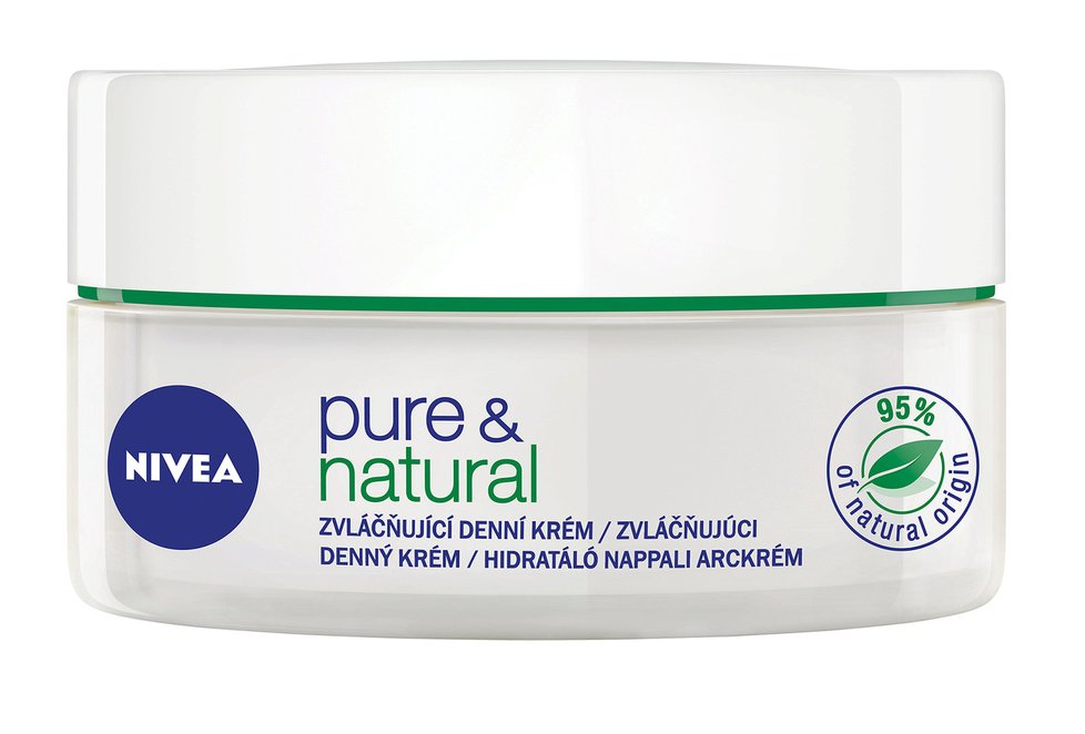 Zvláčňující denní krém, Nivea, 158 Kč