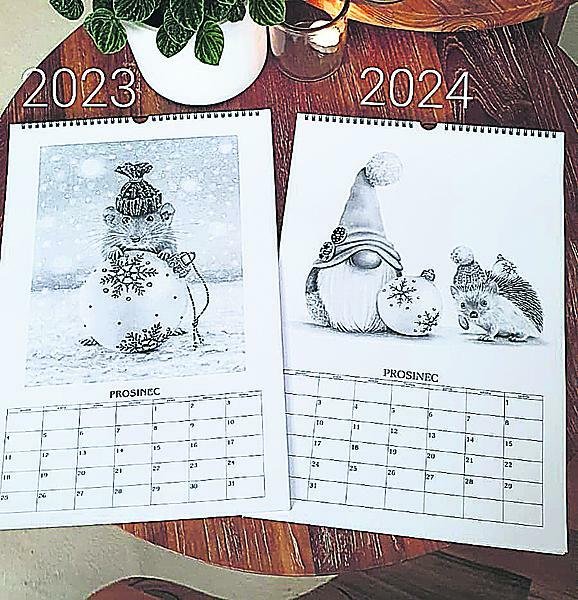 Eva Bernadetta nakreslila pro letošní rok myšší kalendář. Ten pro příští rok je ježčí.