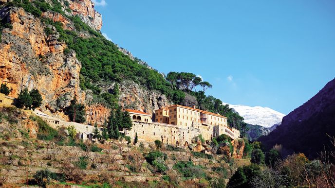 Klášter svatého Antonia leží na začátku údolí Kadíša a je nutnou zastávkou při cestě za přírodou