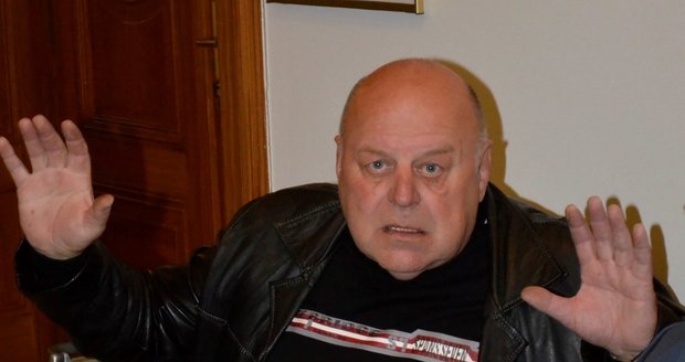 Bývalý policista z kauzy Kajínek Jiří Kreuzer u Krajského soudu v Plzni.