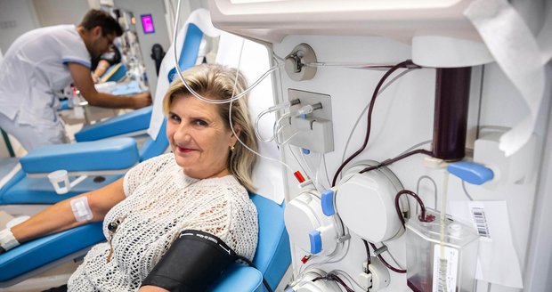 Miriam Šterclová (64) daruje krev už 42 let. Za 250 odběrů získala ocenění.