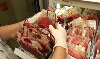 Česká firma vyzkouší náhradu krevní plazmy. Klíčový protein získává z konopí