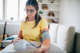 Nepodceňujte nízký tlak. Může škodit podobně jako vysoký Nepodceňujte nízký tlak. Může škodit podobně jako vysoký