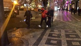 Vraždy a krádeže v Praze: Nejhorší bylo loni centrum a Smíchov, nejlépe je na okrajích