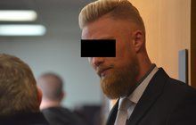 Michal H. (34) si odsedí 5 let: Policista bral úplatky od...