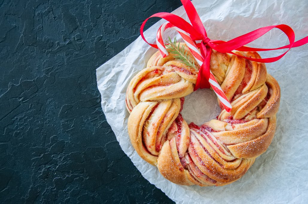 Kringel můžete naplnit také marmeládou, skvělá je třeba malinová