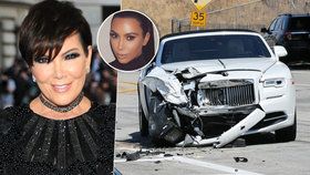 Kris Jenner havarovala se svým luxusním rolls-roycem za šest milionů.