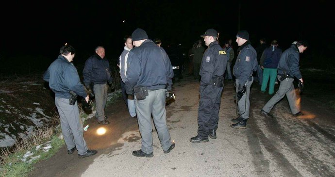 Policie na místě činu vraždy