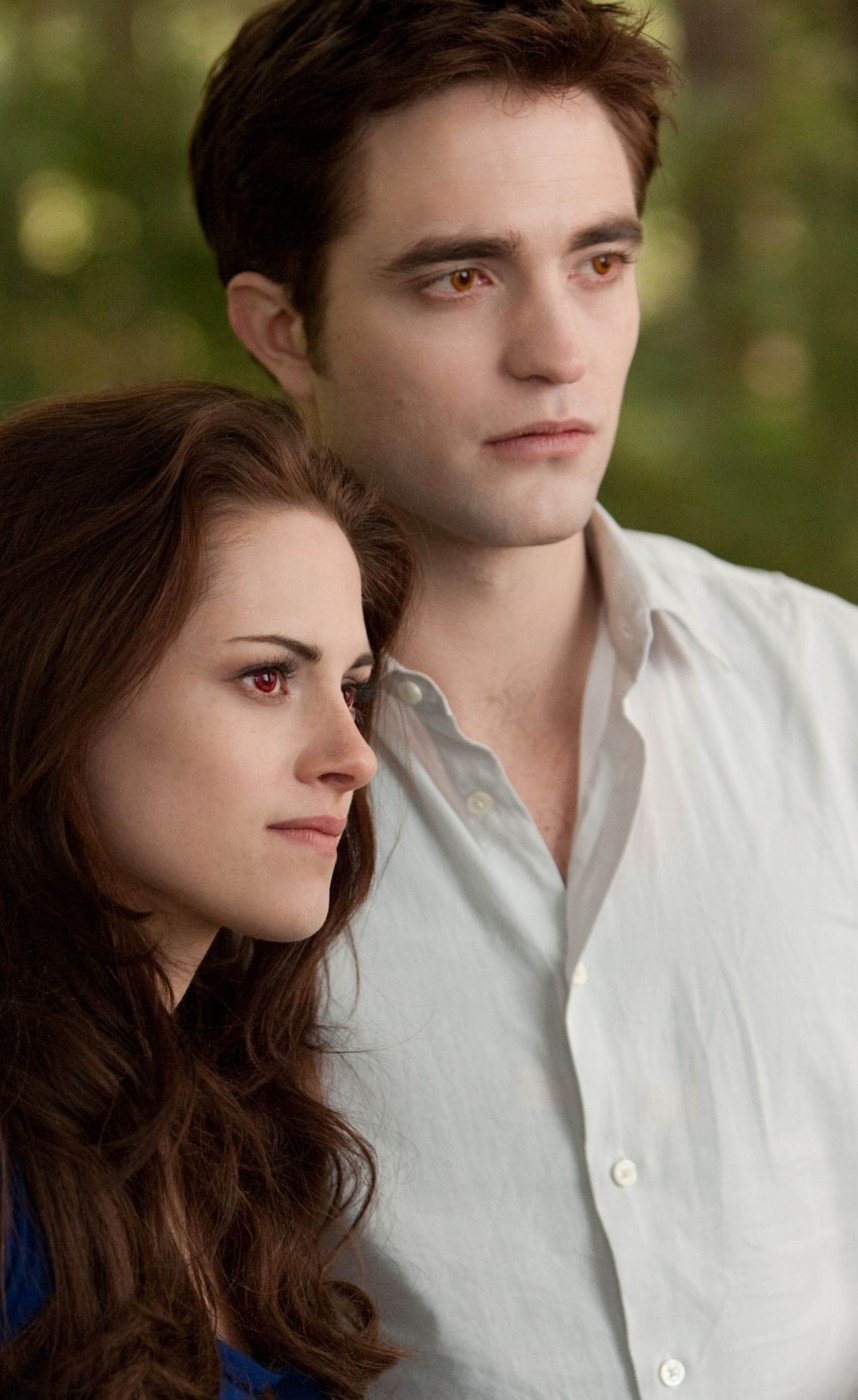 Kristen a Robert jako jejich filmové role Bella Swan a upír Edward