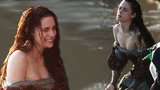 Kristen Stewart jako Sněhurka odhalila ramena