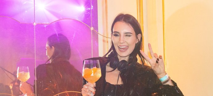 Teď se může pořádně odvázat