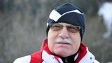 Klaus na Silvestra lyžoval ve Špindlu