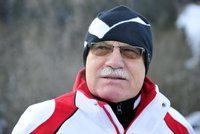 Klaus na Silvestra lyžoval ve Špindlu