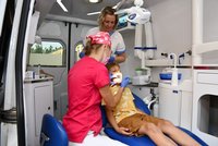 Dítě se 14 kazy! Šokující výsledky zubních prohlídek, kraj pořídí další Dentobusy