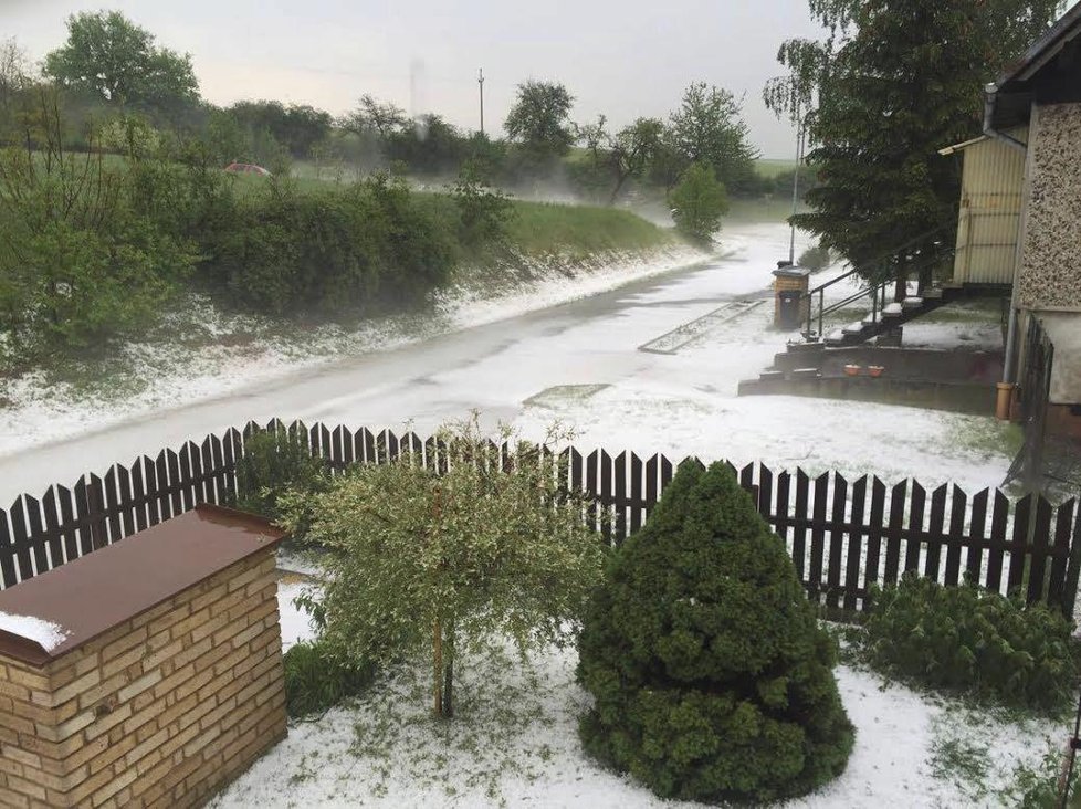 Kroupové závěje v Žebnici