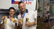 České oslavy a pokřik "Kdo neskáče, není Čech" slyšela celá olympijská vesnice České oslavy a pokřik "Kdo neskáče, není Čech" slyšela celá olympijská vesnice