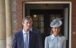 Těhotná Pippa Middleton s manželem na křtinách prince Louise