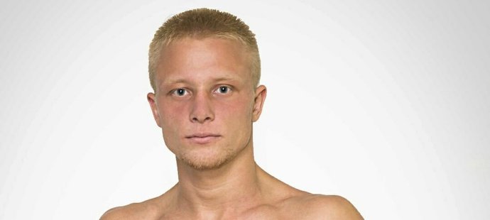 Kickboxer Vitalij Krutolevič brutálně napadl svoji přítelkyni. Nechtěla mu totiž udělat polévku.