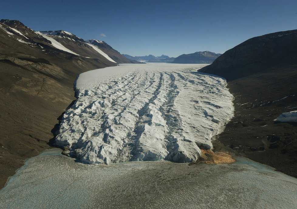 Talorův ledovec a Krvavý vodopád